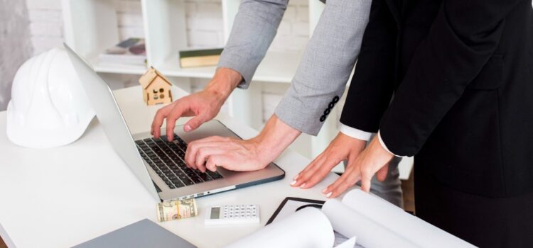 FIDEICOMISO AL YENGA: LAS PIEZAS FLOJAS DE UN EDIFICIO.